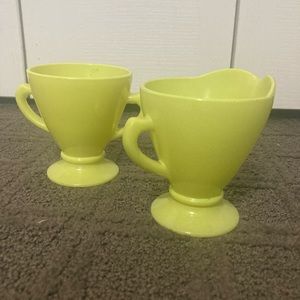 Vintage Hazel Atlas cream and sugar, great condition